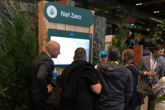 Net Zero 3 - Am Net Zero Stand von Salesforce